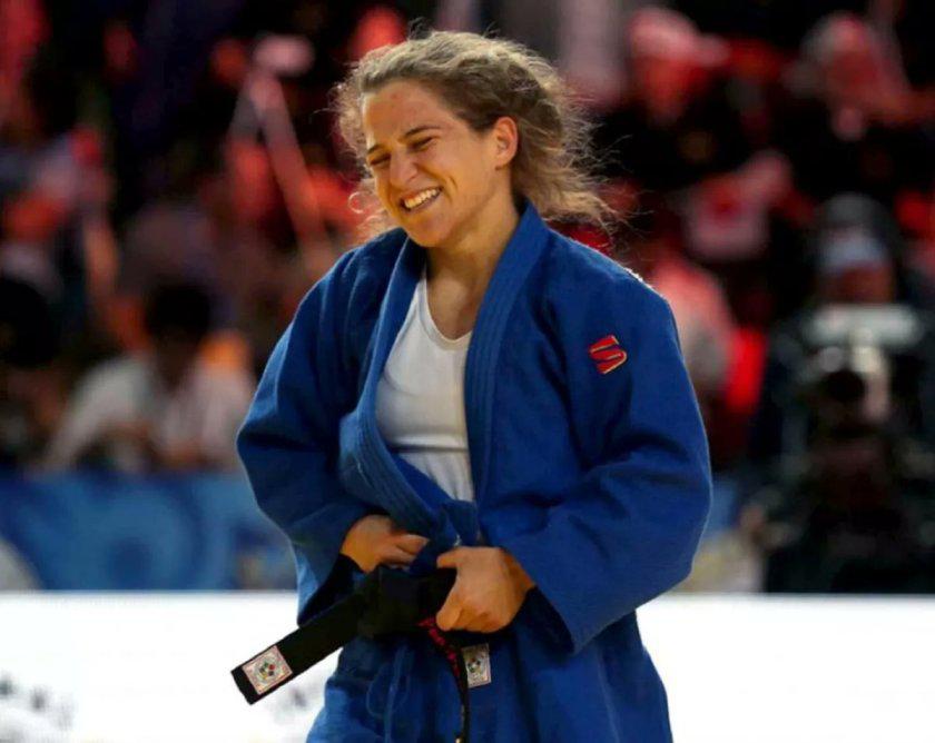Peque Pareto, sonriente en la imagen, deja el judo.