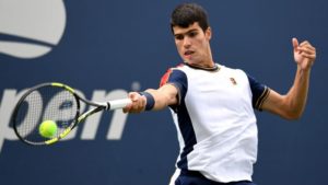 Carlos Alcaraz es la sensación del US Open tras eliminar a Stefanos Tsitsipas